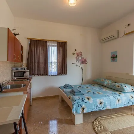 Apartment Lavanda 2 Porec Exterior photo