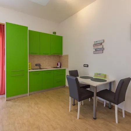 Apartment Lavanda 2 Porec Exterior photo