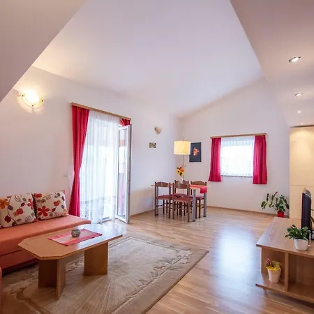 Apartment Lavanda 2 Porec Exterior photo